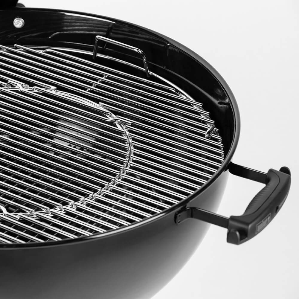 Угольный гриль Weber Master-Touch GBS E-5750 57 см черный 14701004