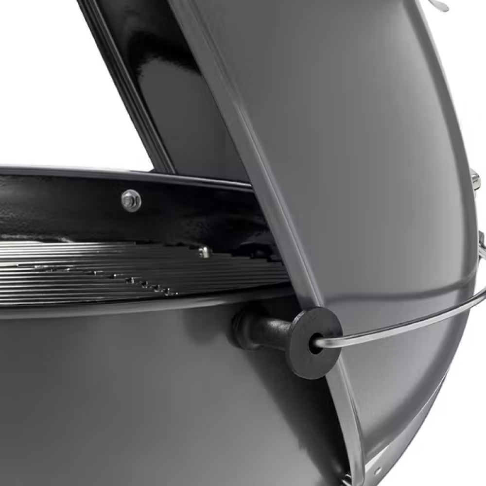 Угольный гриль Weber Master-Touch GBS E-5755 57 см черный 14801004