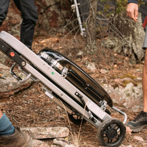 Гриль газовый Weber Traveler Stealth Edition, черный, 9013075